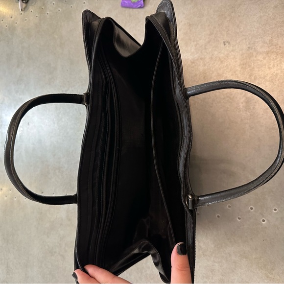 BLACK LEATHER BAG / DOCUMENT HOLDER - Picture 5 of 5